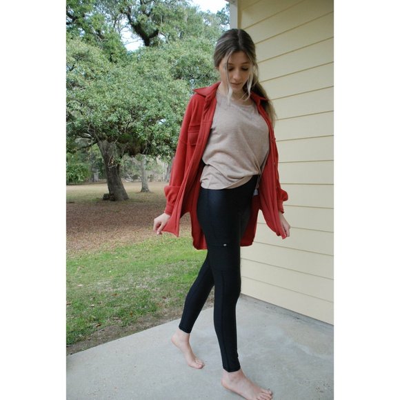 Red Shacket - Picture 4 of 4